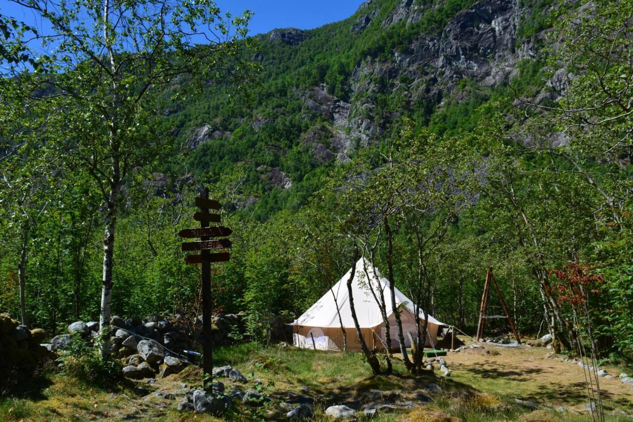 Hardanger Basecamp Hostel Osa ภายนอก รูปภาพ
