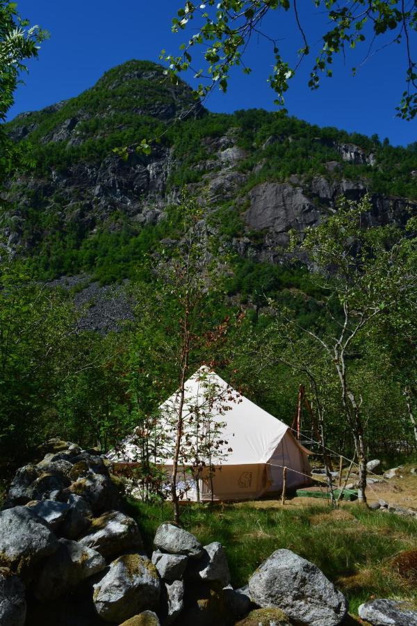 Hardanger Basecamp Hostel Osa ภายนอก รูปภาพ