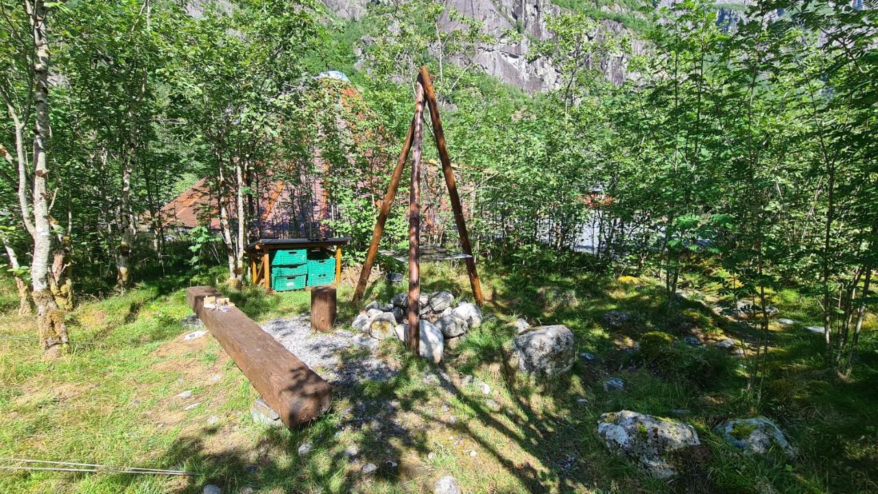 Hardanger Basecamp Hostel Osa ภายนอก รูปภาพ