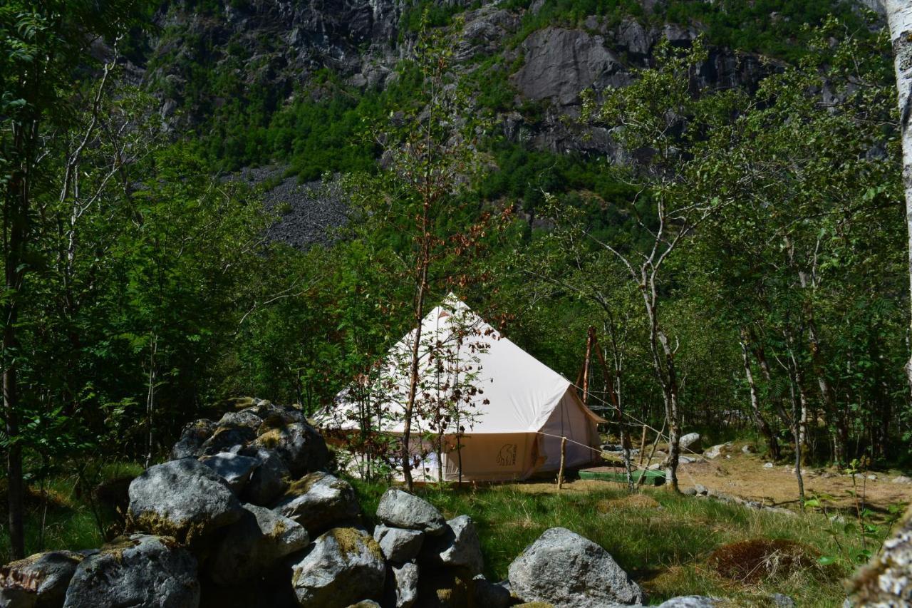 Hardanger Basecamp Hostel Osa ภายนอก รูปภาพ