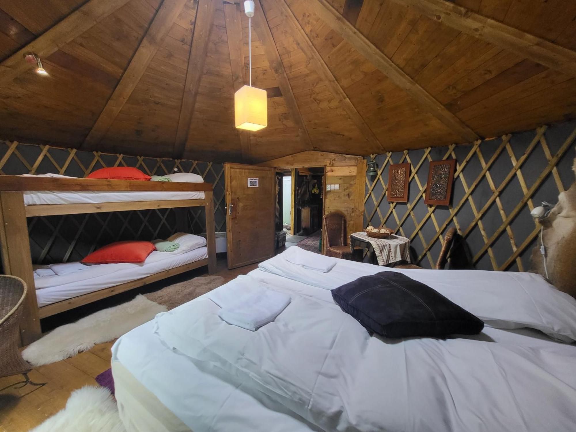 Hardanger Basecamp Hostel Osa ภายนอก รูปภาพ