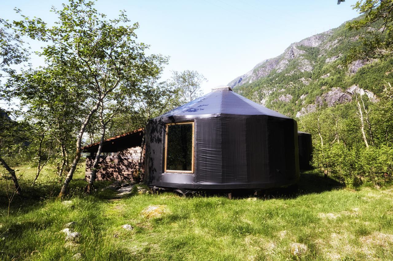 Hardanger Basecamp Hostel Osa ภายนอก รูปภาพ