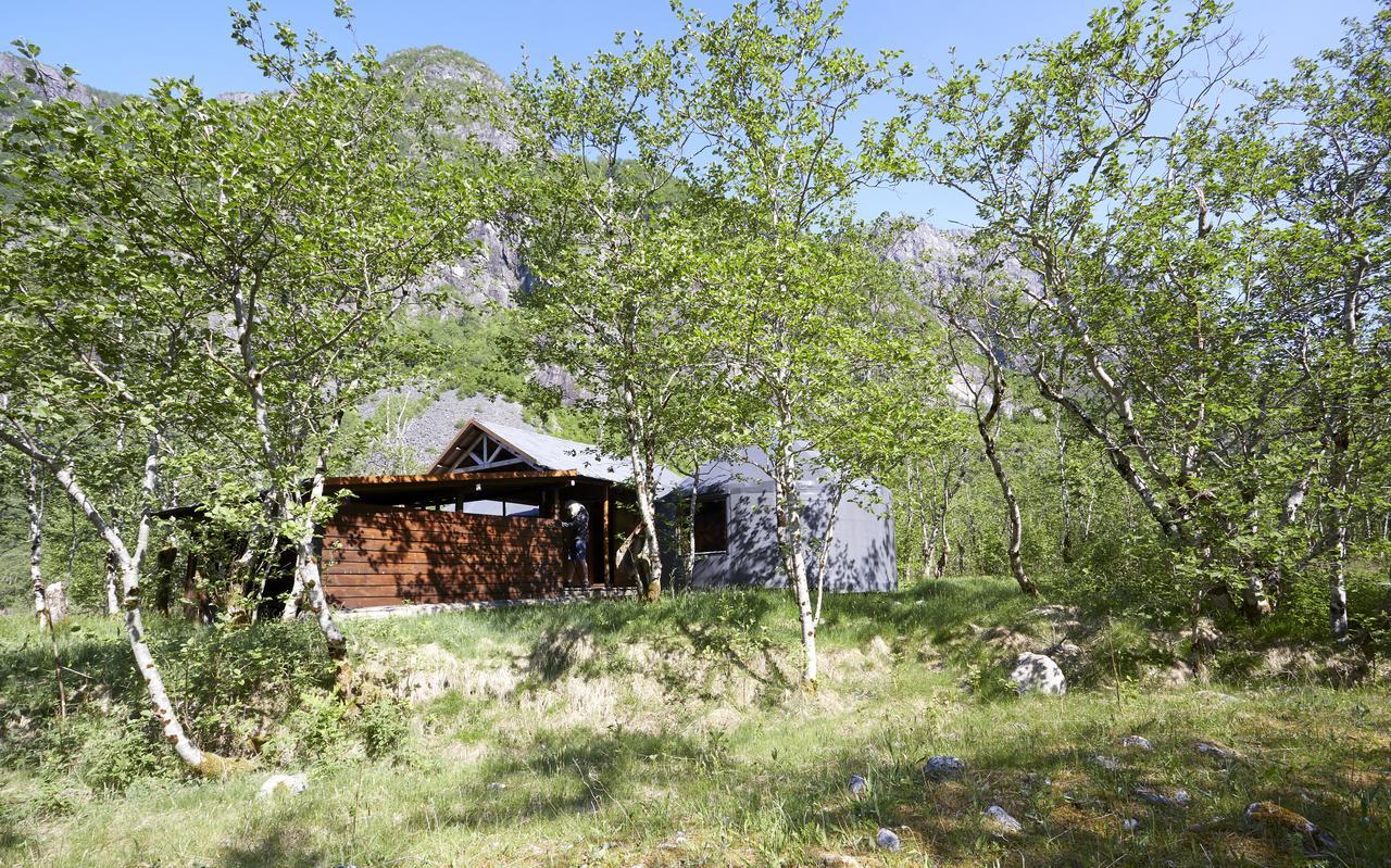 Hardanger Basecamp Hostel Osa ภายนอก รูปภาพ
